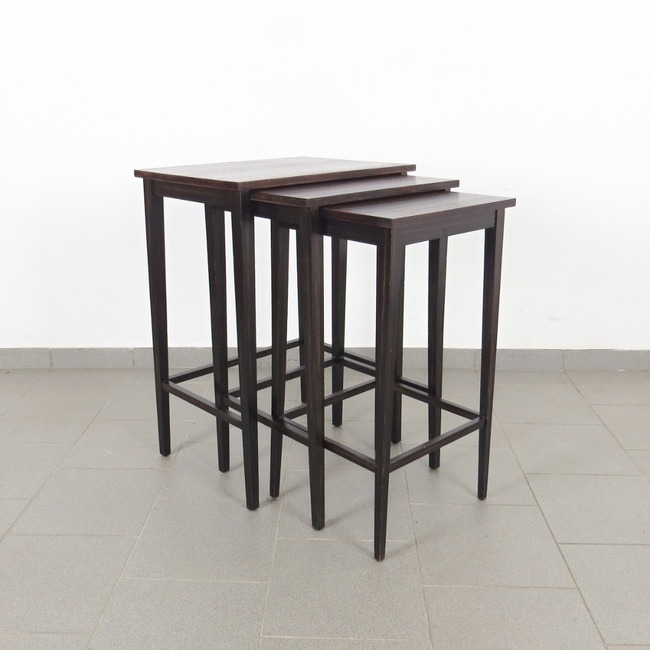 Nesting tables - 3 pieces